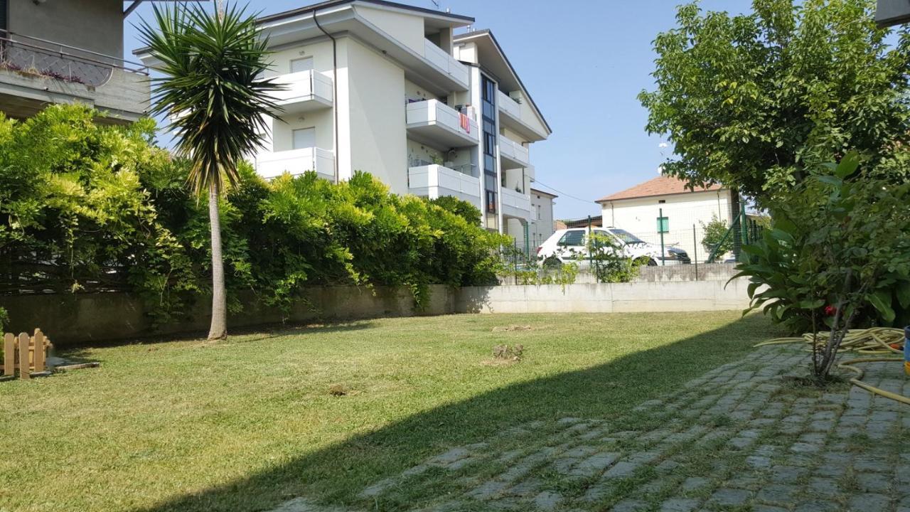 Casa Vacanze DaRena Tortoreto Esterno foto